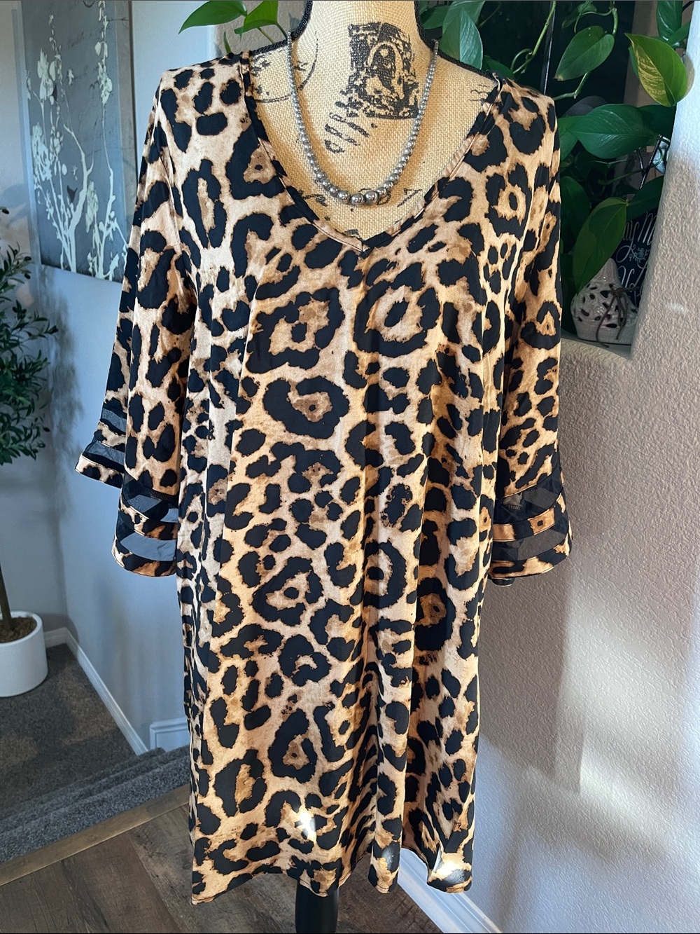 Leopard Print V-Neck Tunic Dress - Beige & Black XXL